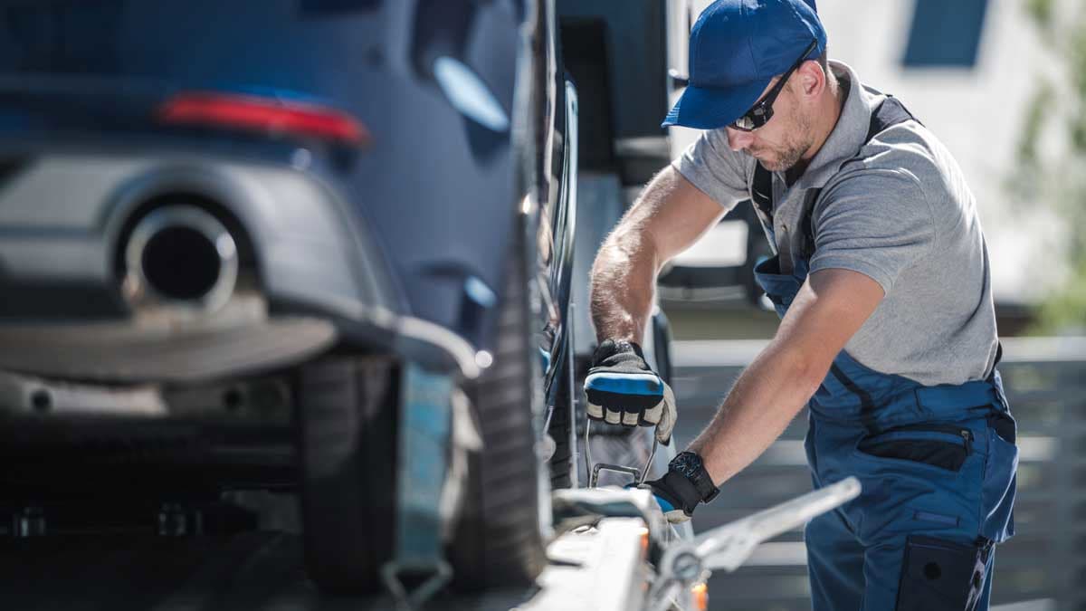 How Much Does a Tow Truck Cost?
