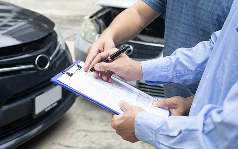 Determining fault is fundamental for liability. The party who is at fault will be responsible for the costs of towing, repairs and an accident loan car.